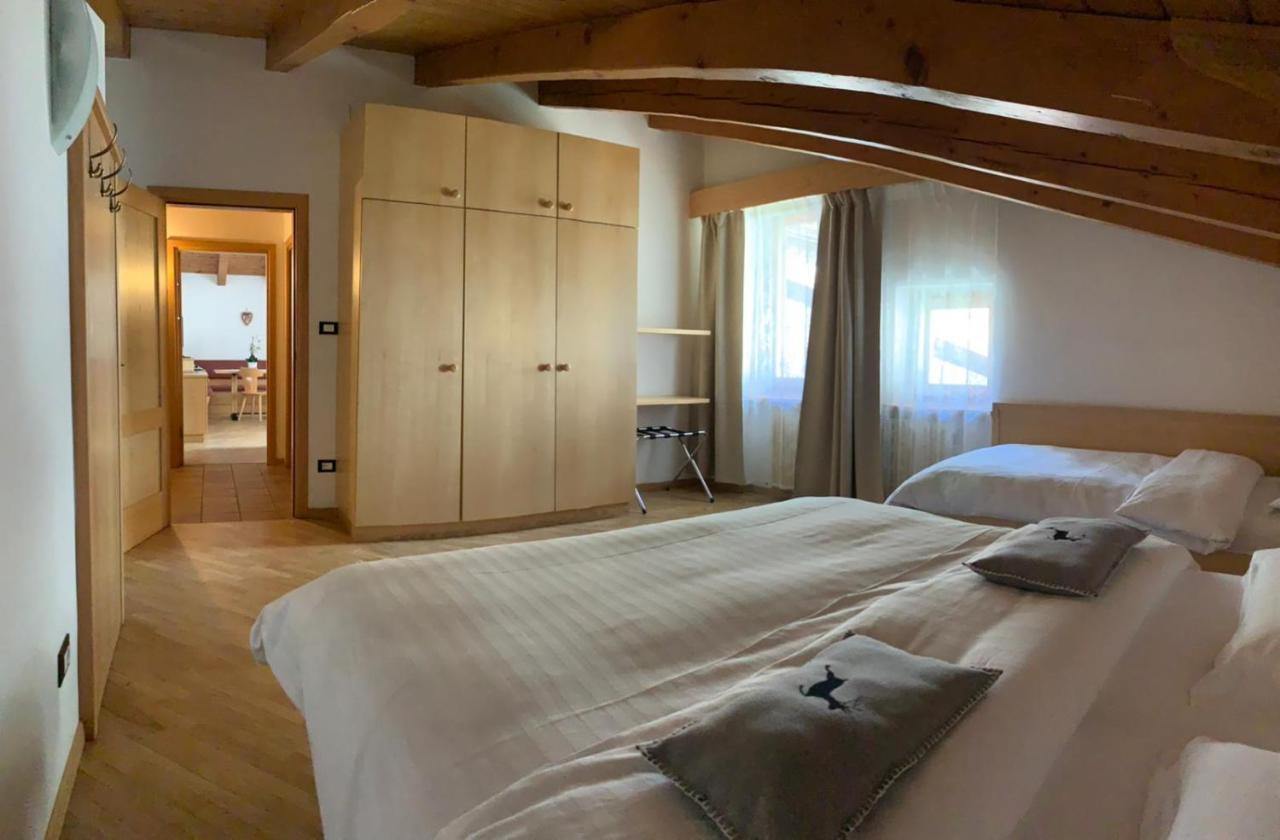 Bed & Breakfast Garni Tobia Кампітелло-ді-Фасса Екстер'єр фото